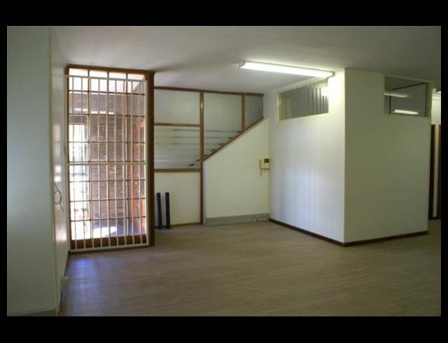 103M² OFFICE TO LET IN FORESHORE